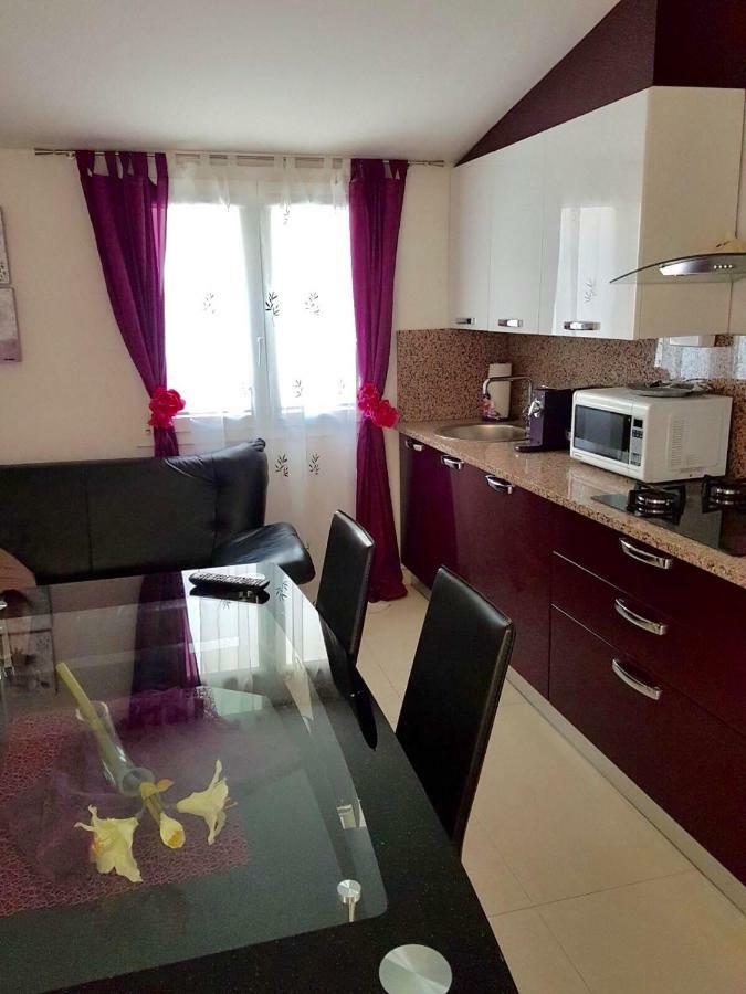 Kaštela Apartment Dijana מראה חיצוני תמונה